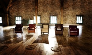 Dragons-Den-Empty-Chairs-3